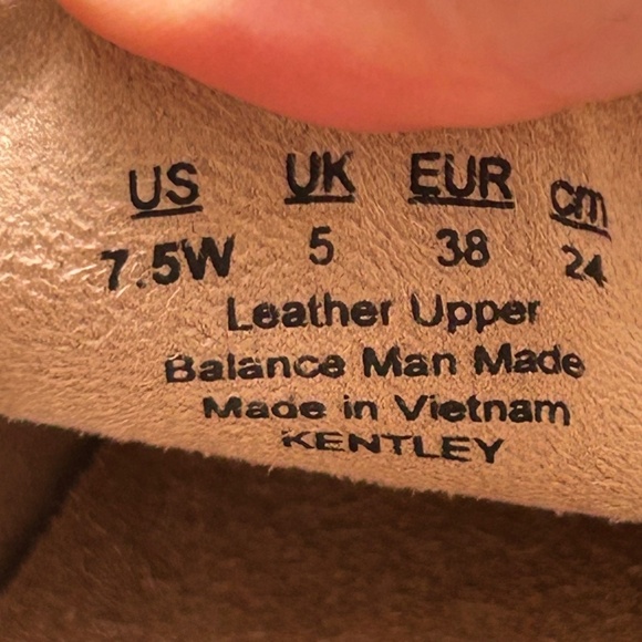 NWOB NATURALIZER  SOUL Kentley Flat Loafer Black Leather Size 7.5Wide - Picture 9 of 13